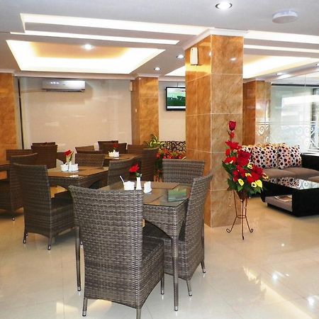 Maranatha Grand Hotel Yogyakarta Esterno foto