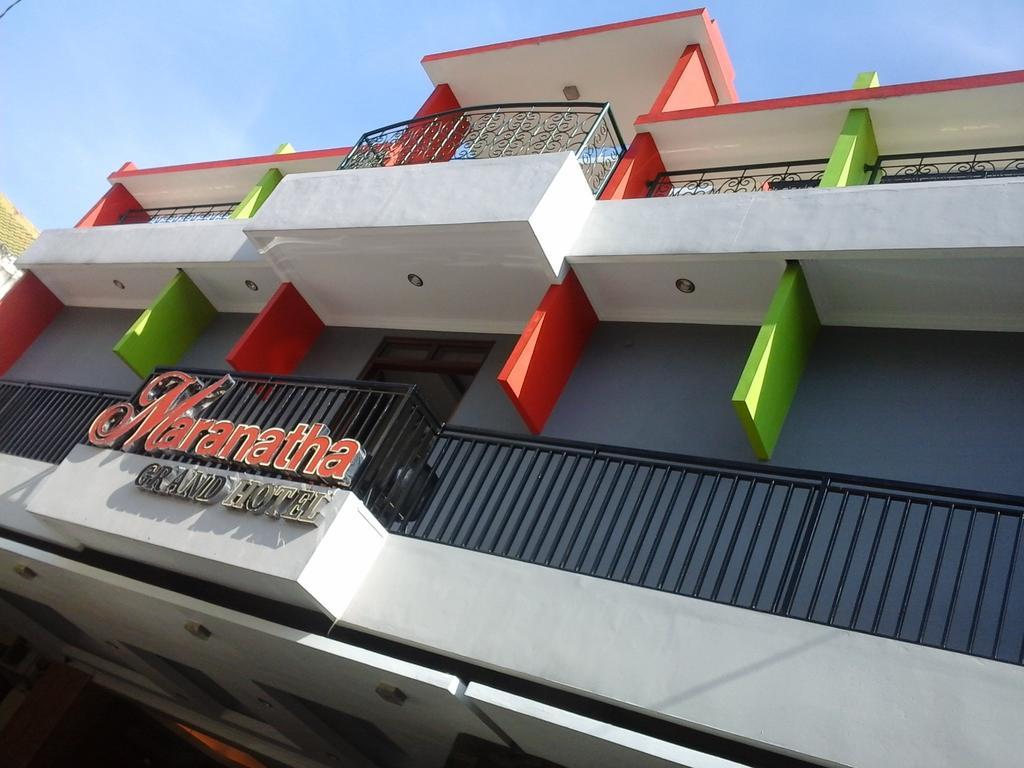 Maranatha Grand Hotel Yogyakarta Esterno foto