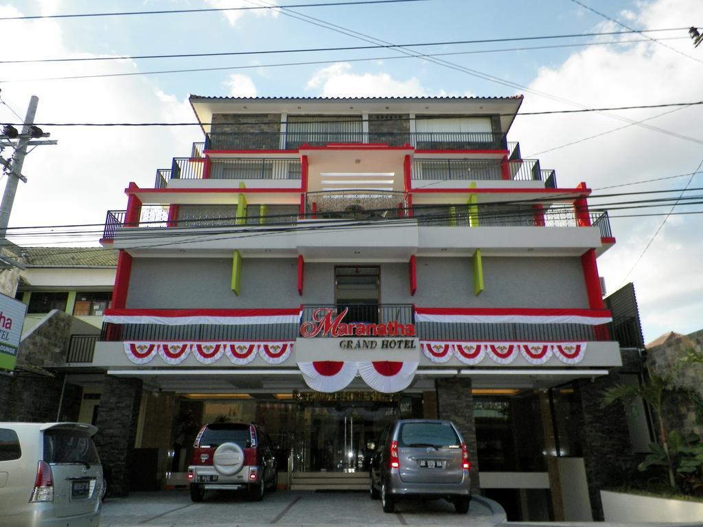 Maranatha Grand Hotel Yogyakarta Esterno foto