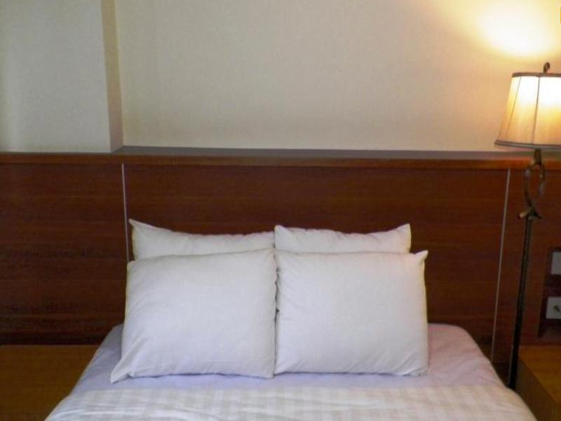 Maranatha Grand Hotel Yogyakarta Esterno foto